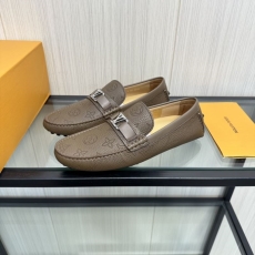 Louis Vuitton Low Shoes